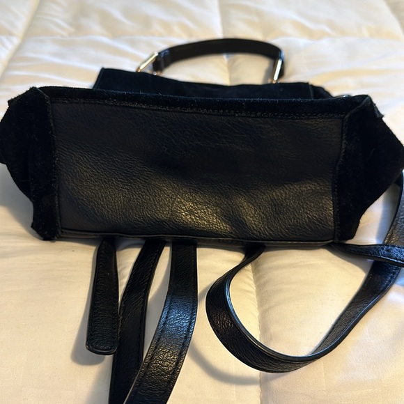 Lulus black, suede and leather backpack - Picture 4 of 9